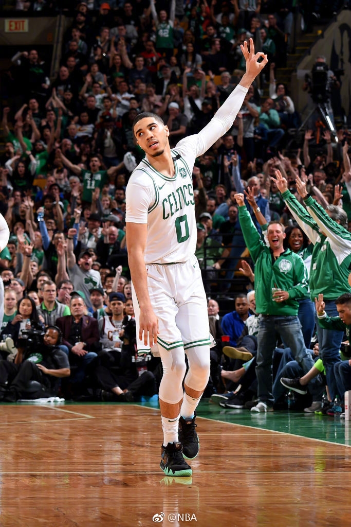 凯尔特人轻取公牛，克莱送出助攻的简单介绍