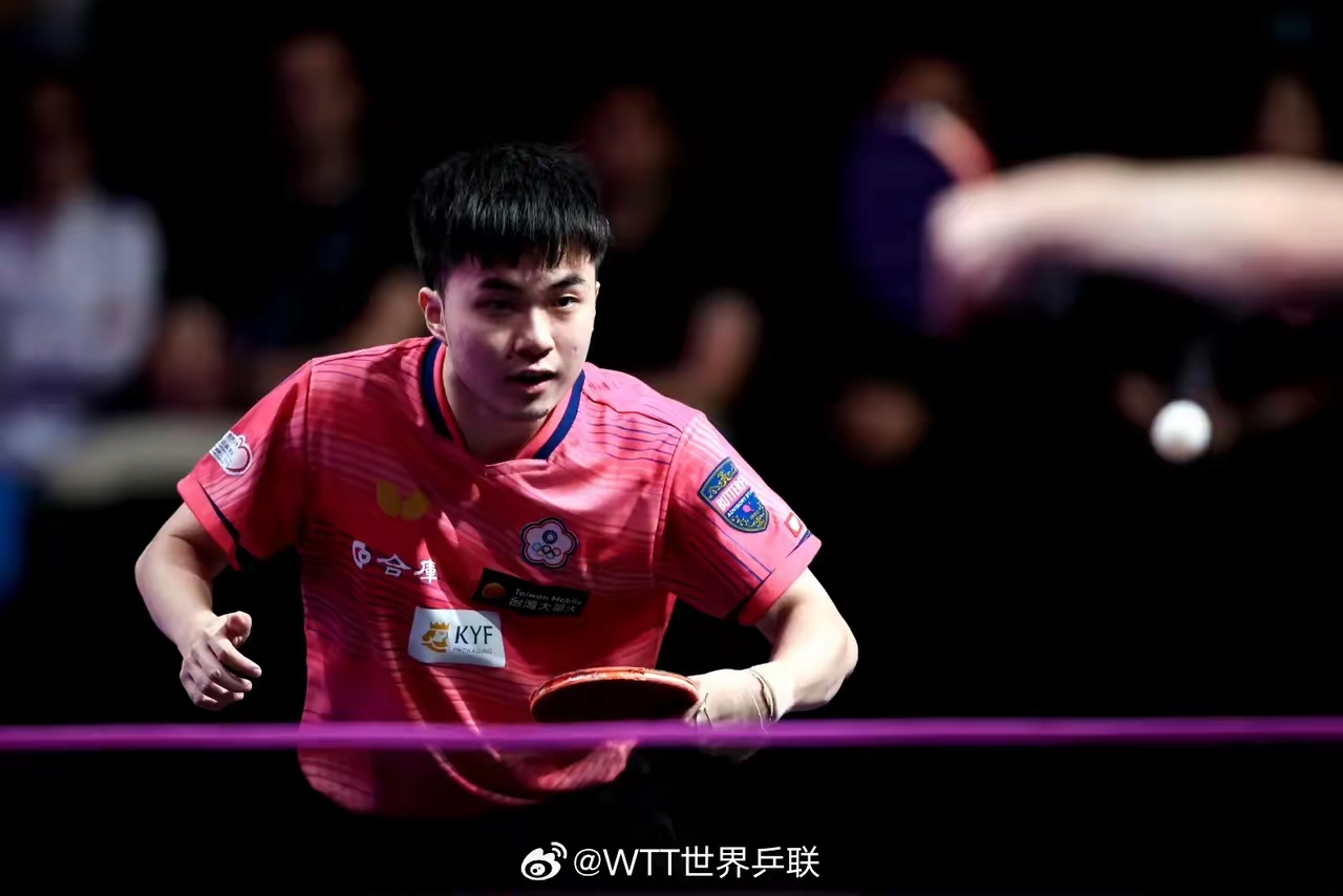 波兰乒乓球队碾压奥地利乒乓球队，奥恰洛夫高光表现的简单介绍
