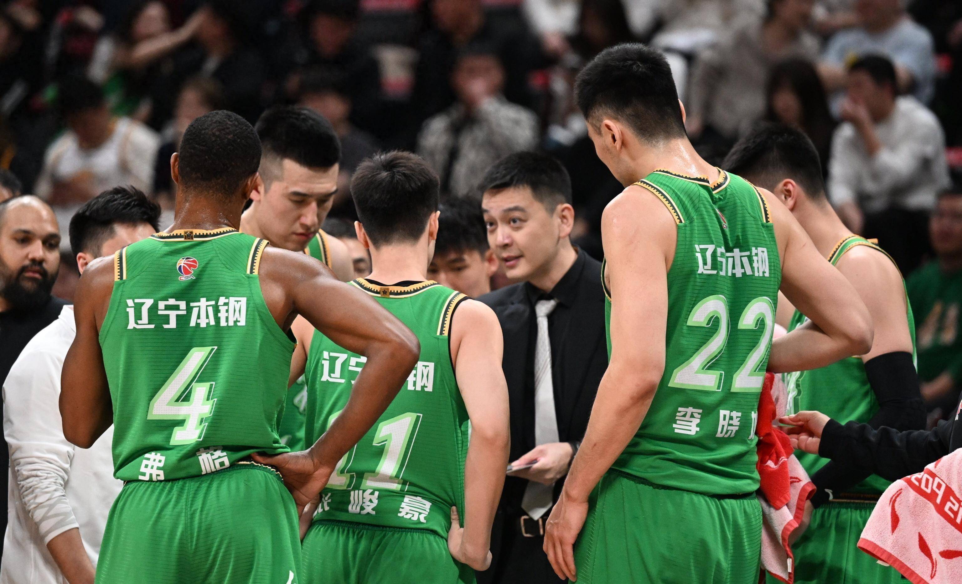 开云体育下载-关于上海男篮全员出击,取得连胜行进季后赛的信息