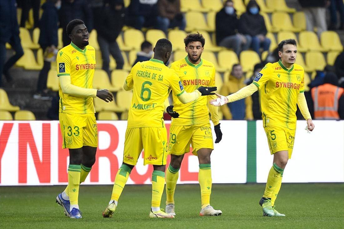 开云体育平台APP-尼斯展示强大实力大战香波特，负于强敌气势减弱