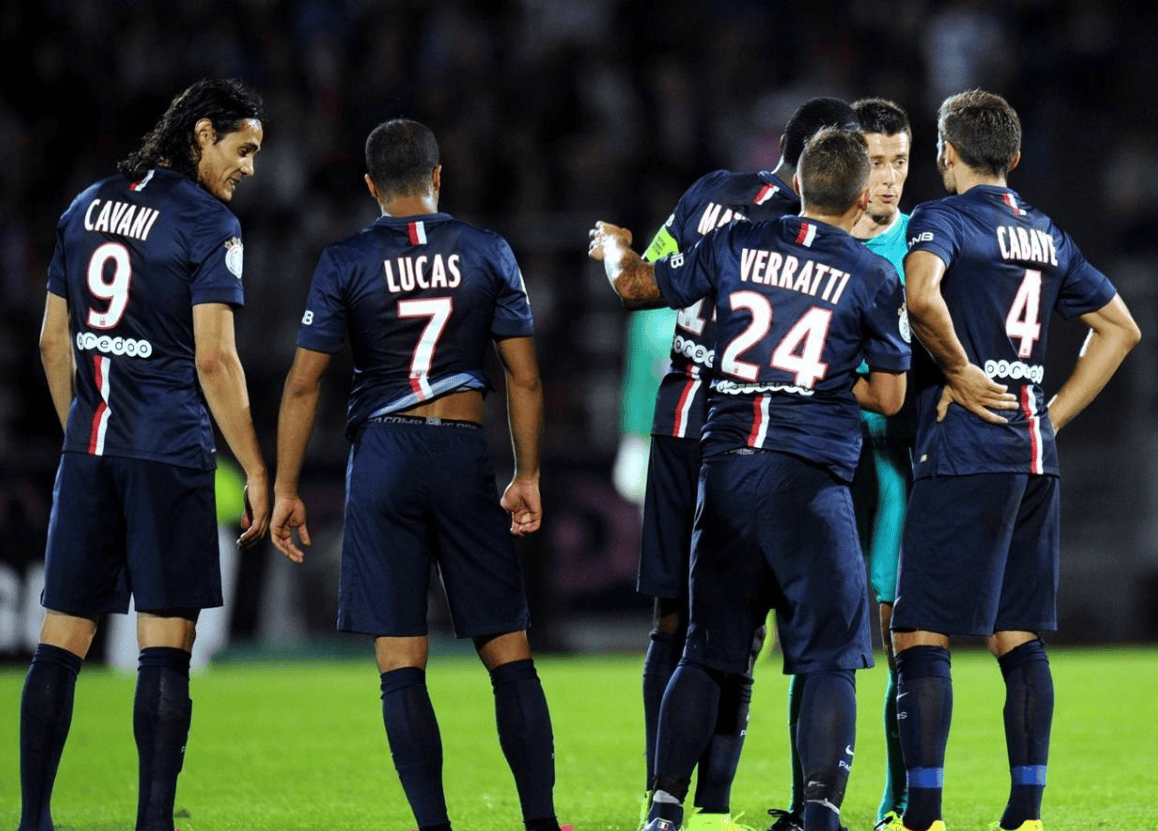 硝烟弥漫！法国足球联赛中的搏击之战