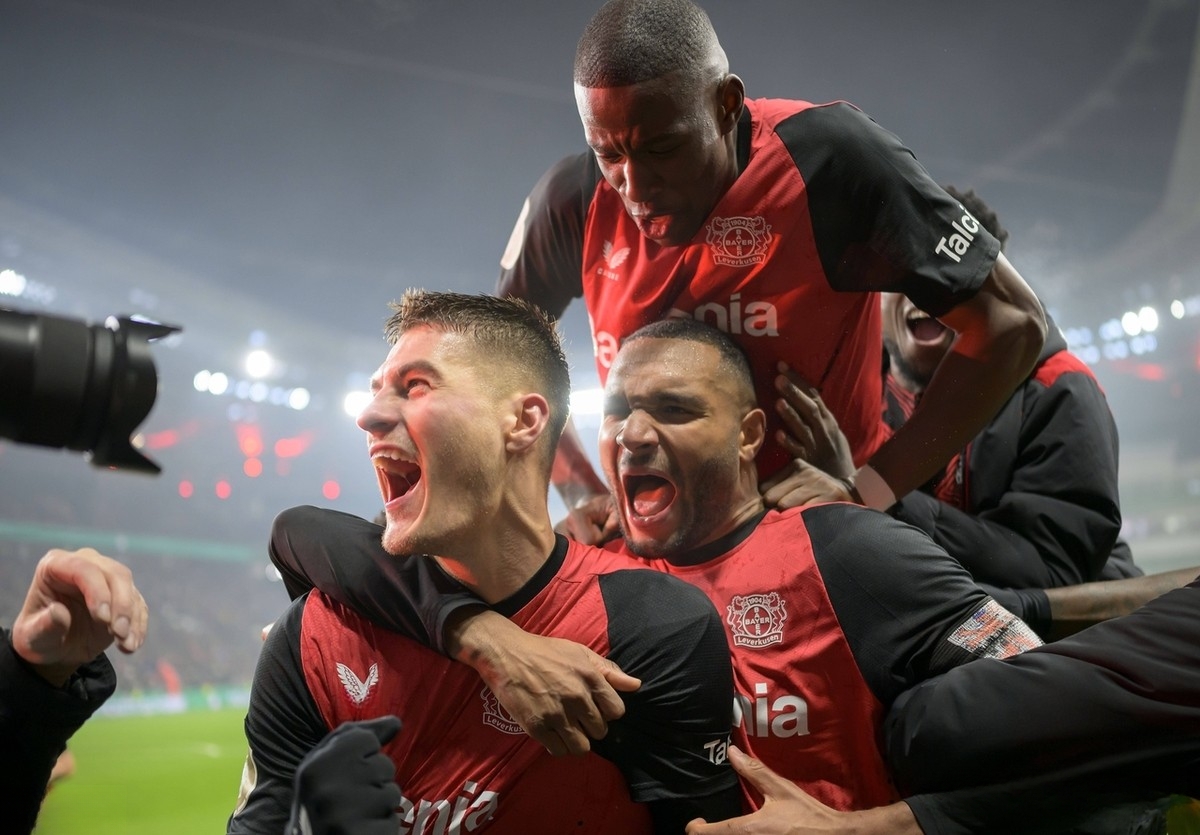 开云官网-莱比锡红牛主场遭遇沙尔克04逆转,输球损失第二名的简单介绍