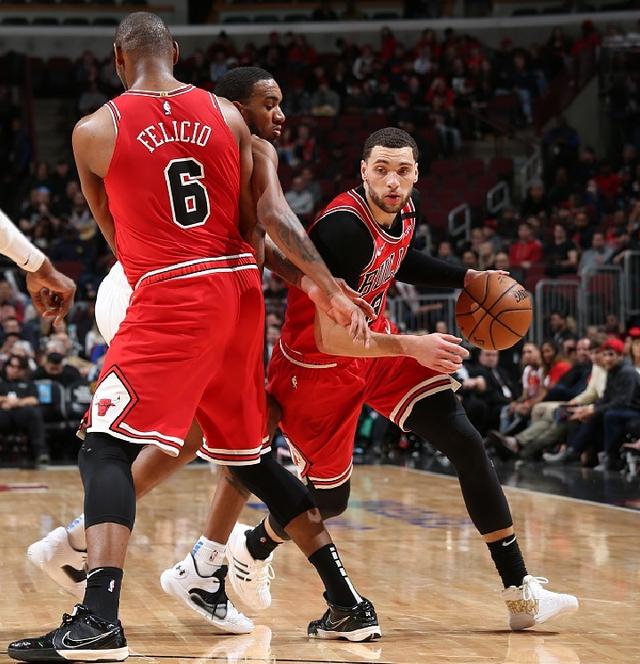 开云官网-临危不乱！球队关键时刻冷静拿下比赛的简单介绍