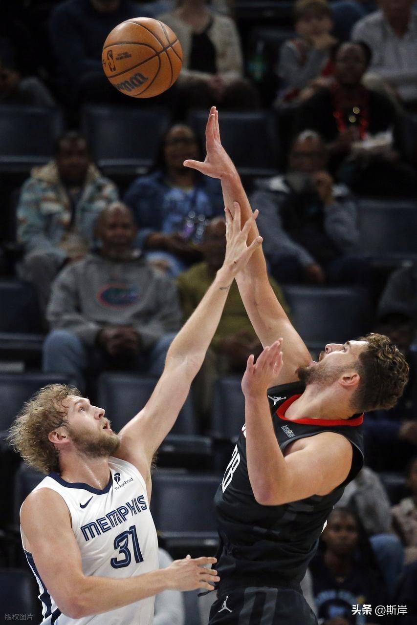 火箭逆转灰熊再获一胜，哈登砍下分率队反扑的简单介绍