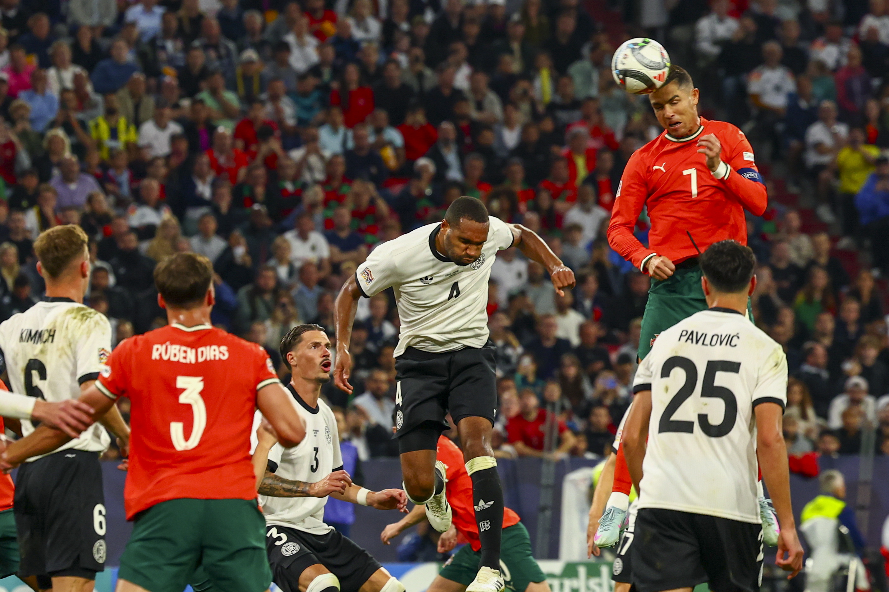 开云官网-葡萄牙惨遭淘汰，失落告别欧锦赛的简单介绍